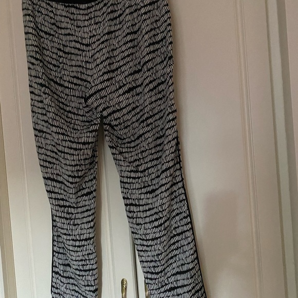 OLSEN CASUAL LIGHTWEIGHT PRINTED PANTS Sz 10 - Picture 2 of 13